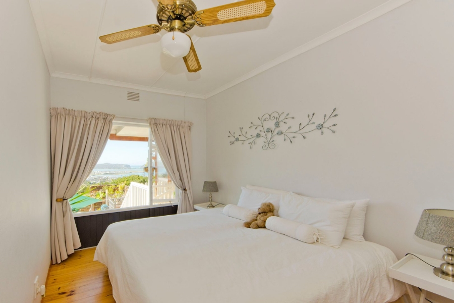 4 Bedroom Property for Sale in Heuwelkruin Western Cape